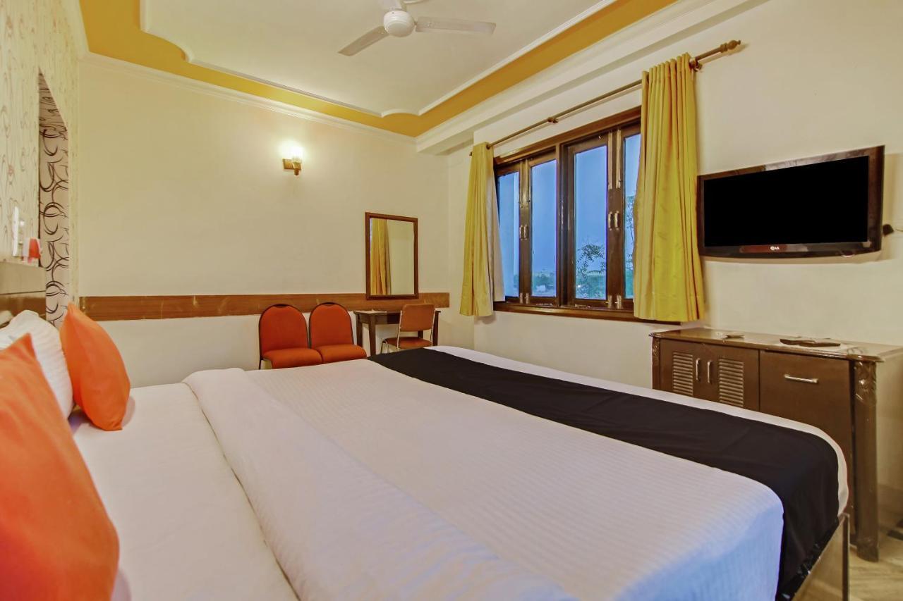 Capital O Tipsyy Near Aravali Biodiversity Park Gurgaon Exterior foto
