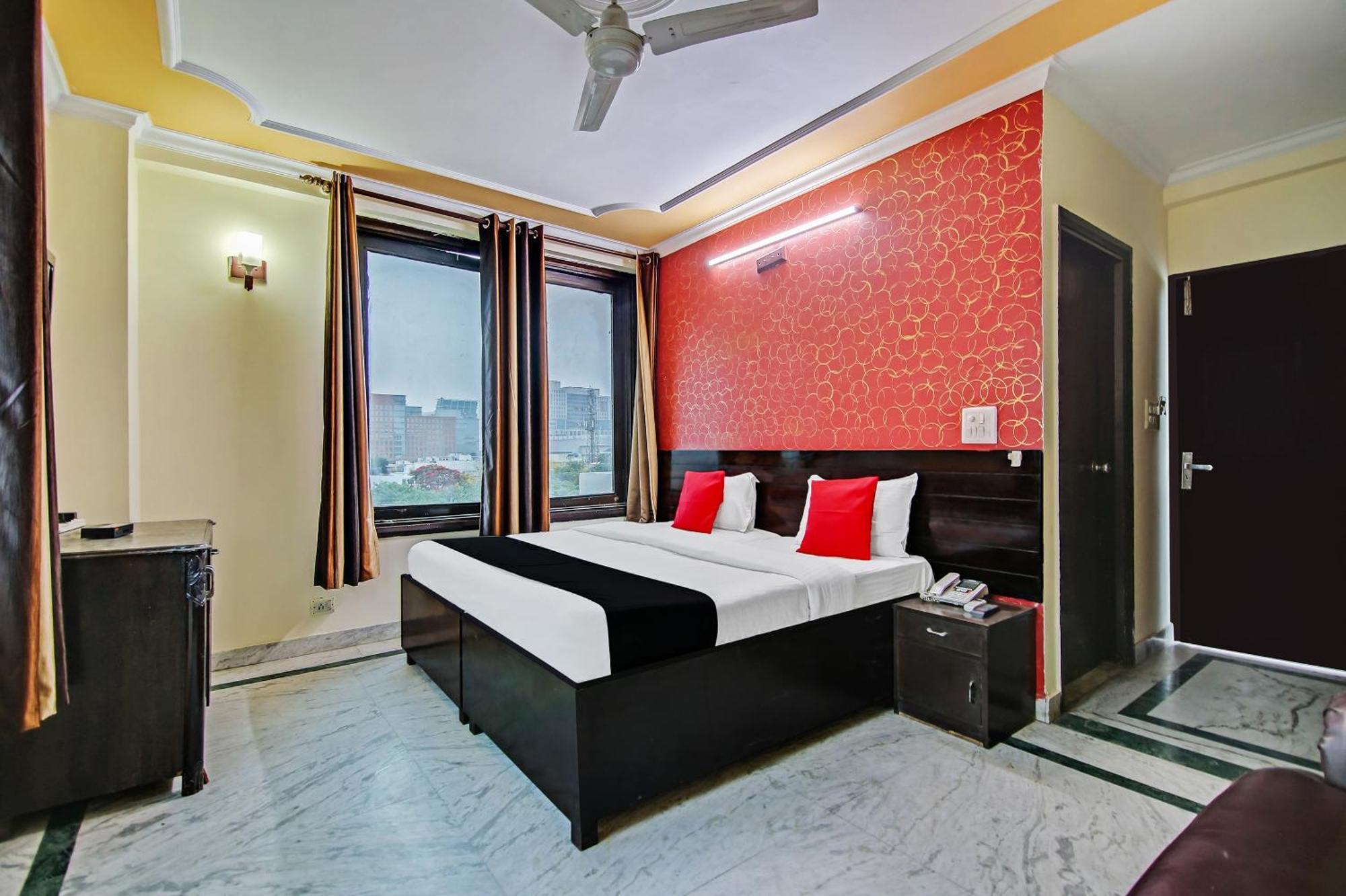 Capital O Tipsyy Near Aravali Biodiversity Park Gurgaon Exterior foto
